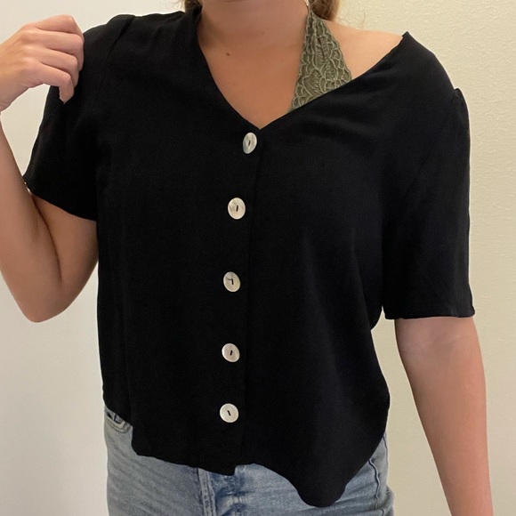 Women’s Button Up Top - Picture 1 of 8